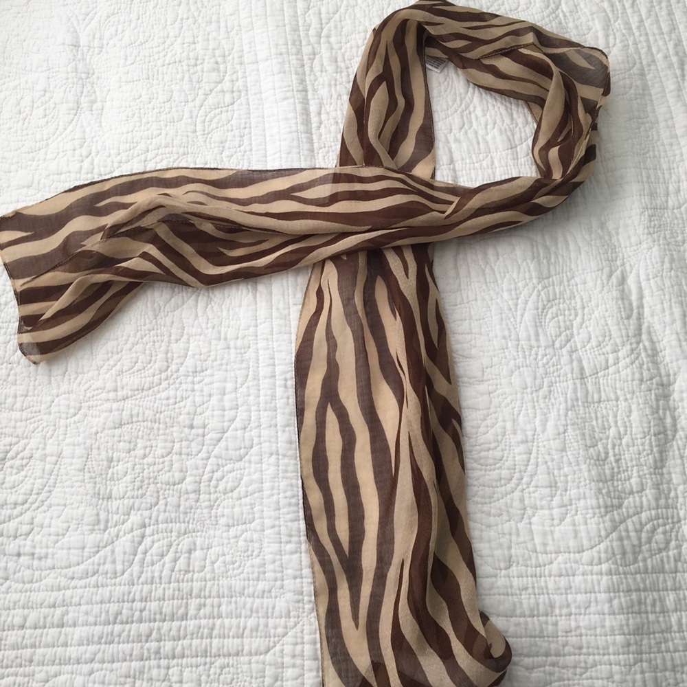 Thin scarves